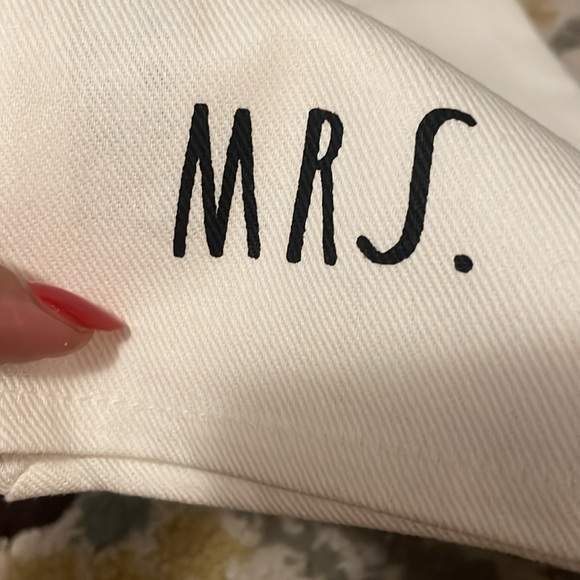 NWT Rae Dunn Mr & Mrs dish towel set - Picture 4 of 6